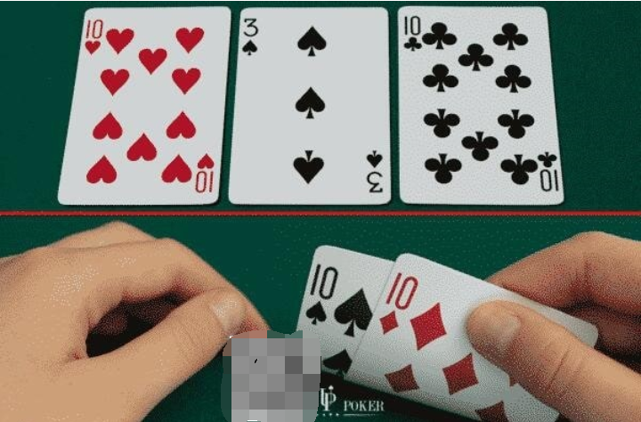 “德州扑克高手：掌握这些手牌技巧”